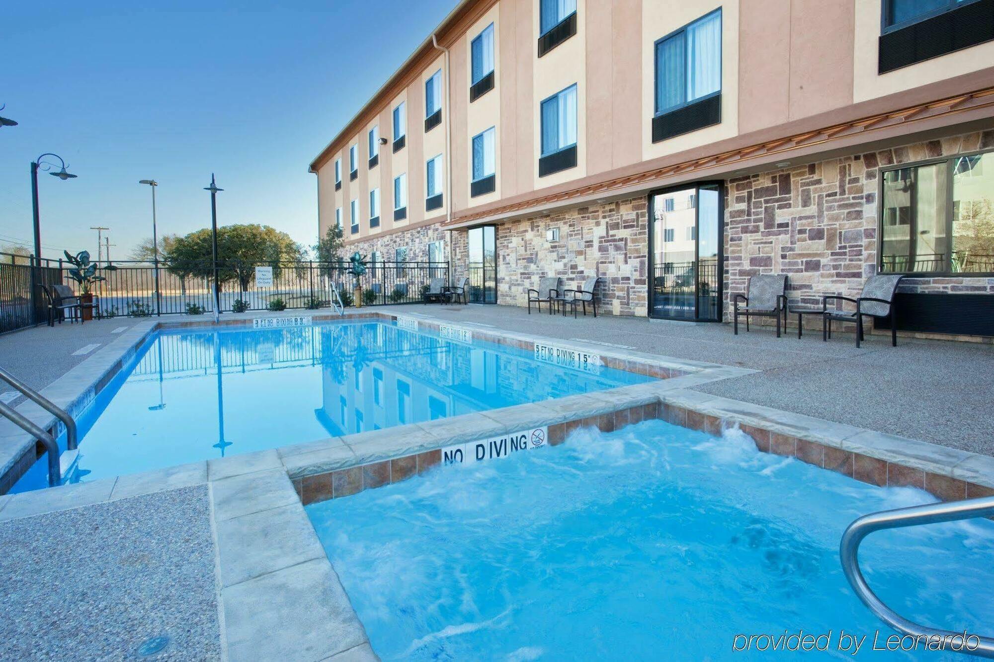 Red Lion Inn & Suites Mineral Wells Kültér fotó